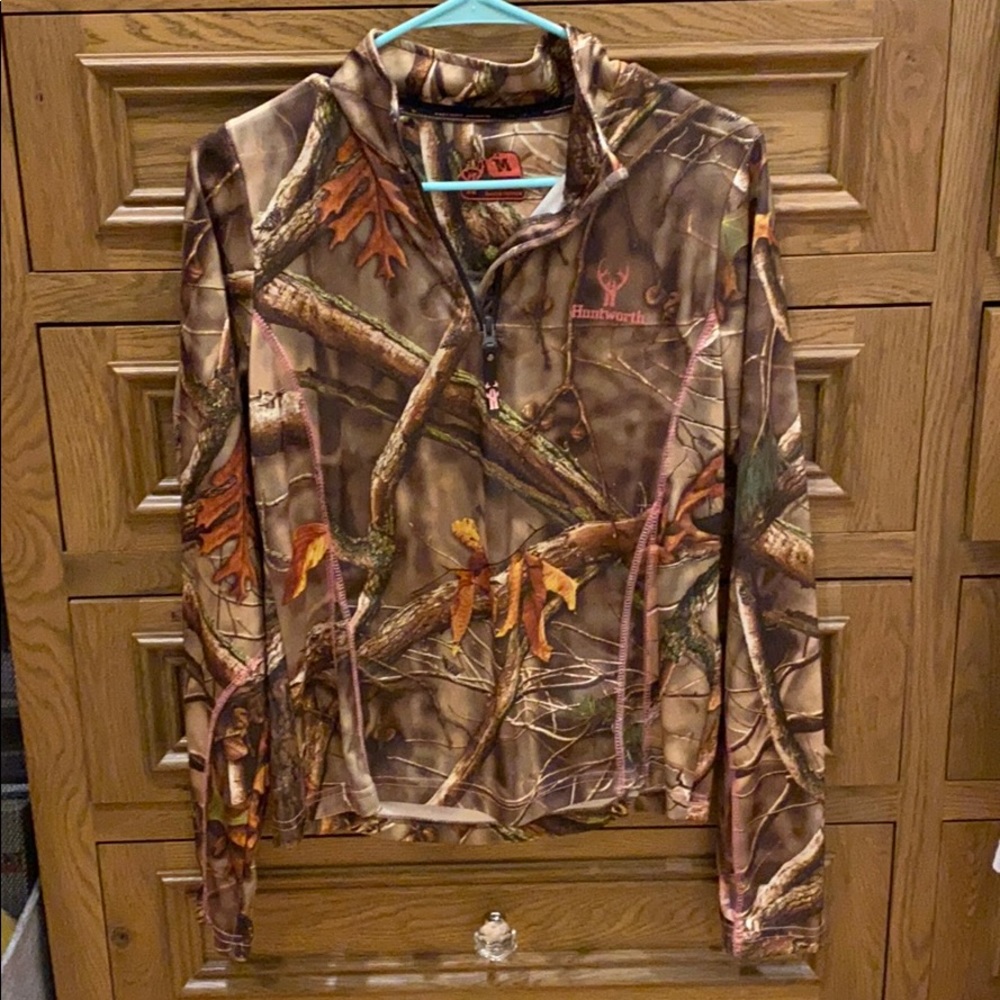 Camouflage quarter zip